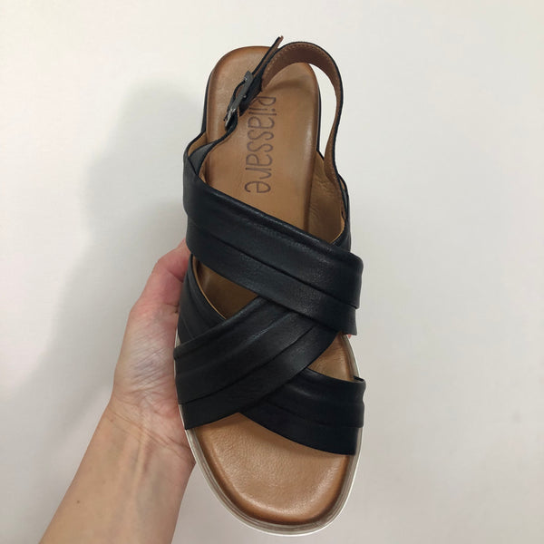 Rilassare Treble ~ Black ~ Coconut ~ Navy ~ Leather