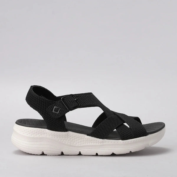 CC Resorts Leonar ~ Beige ~ Black