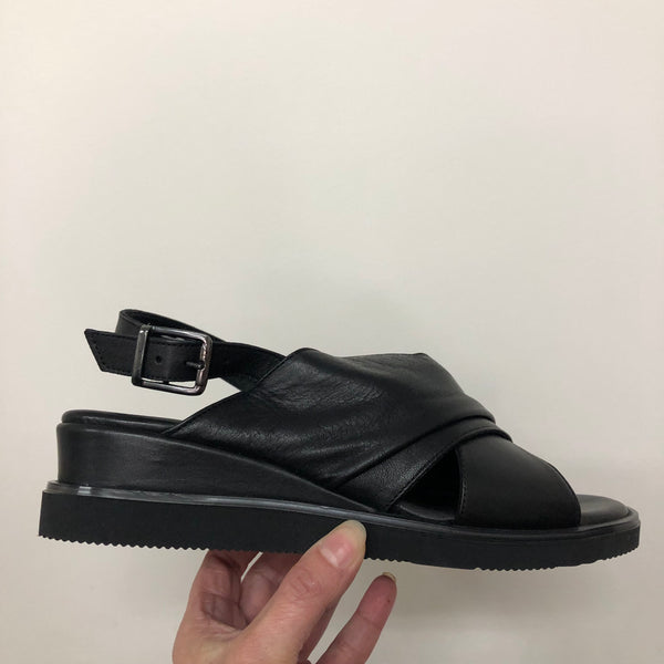Sala ~ Webster ~ Black ~ Coconut ~ Leather