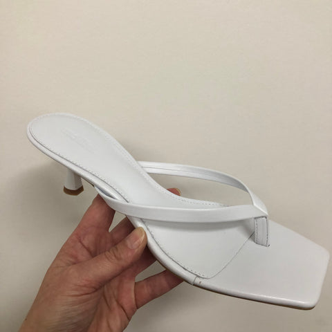 Mollini Tidbit ~ White ~ Leather