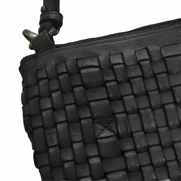 In Leatherz Knit Black Leather KN03 Tangle