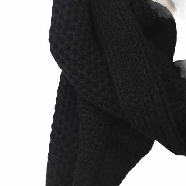 Most Wanted Knit Scarf Black