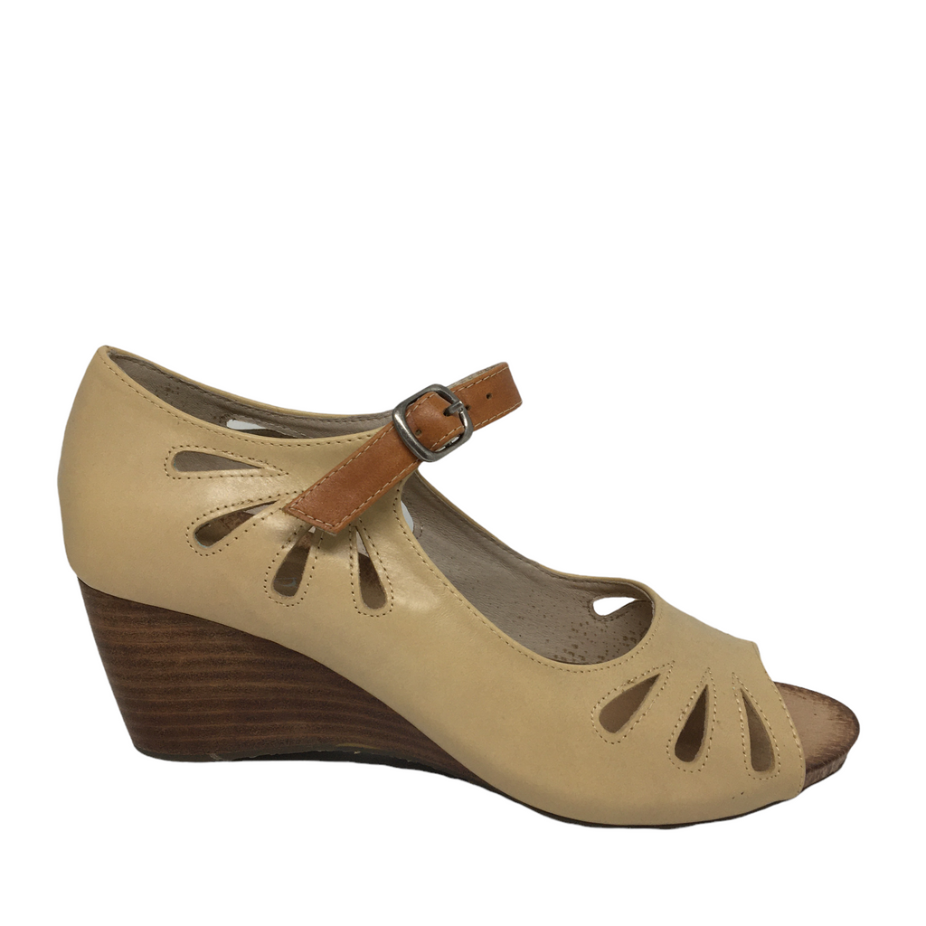 Miss M Salvador Beige/Tan Leather Heel