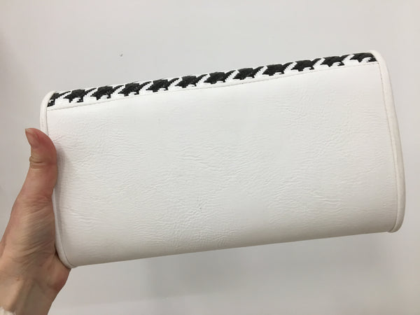 Gabee Black and White Clutch